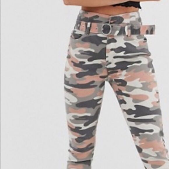 NWT BERSHKA Camo Print Skinny High Waist Jeans SIZE 4 - Picture 2 of 16